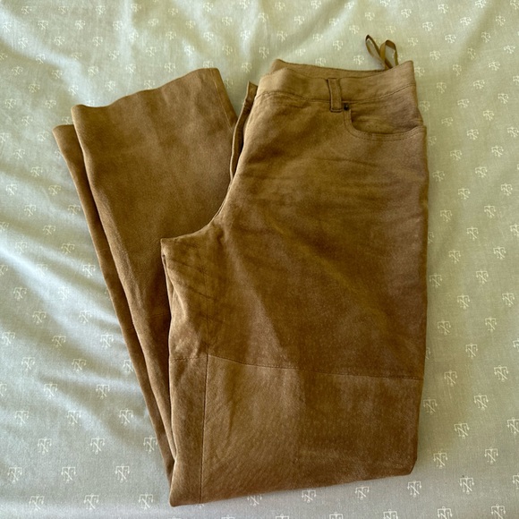 Get your Yellowstone on with the real Isaac mizrahi suede pants! - Picture 4 of 5